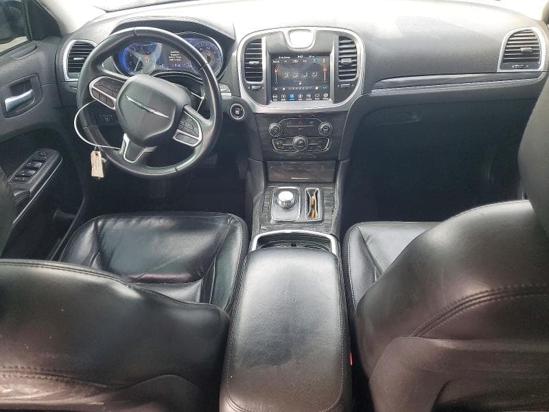 2018 CHRYSLER 300 TOURING TOURING 8