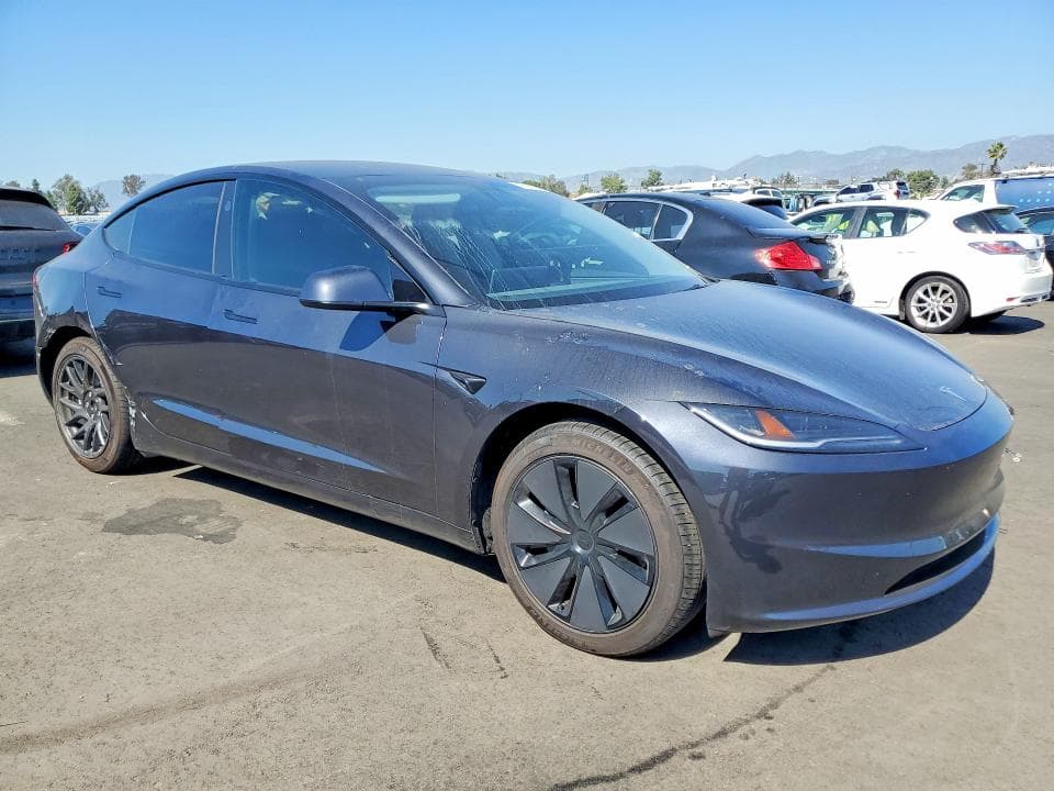 2025 TESLA MODEL 3 4