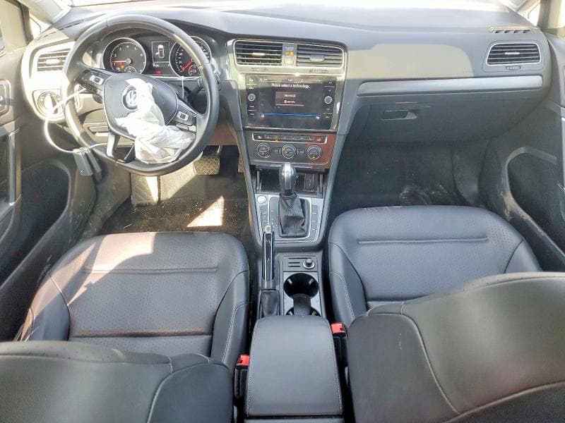 2021 VOLKSWAGEN GOLF 8