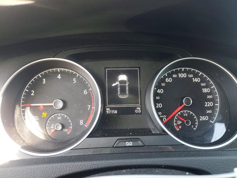 2021 VOLKSWAGEN GOLF 9