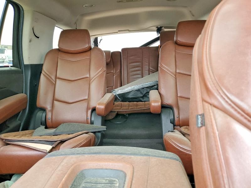 2020 CADILLAC ESCALADE 10