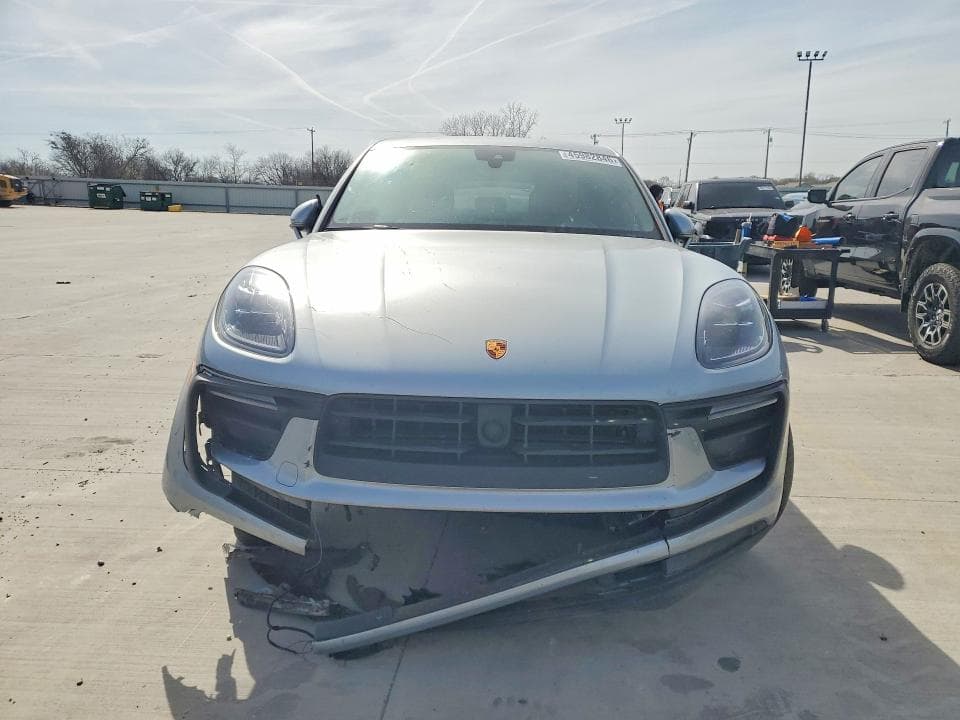 2023 PORSCHE MACAN BASE 5