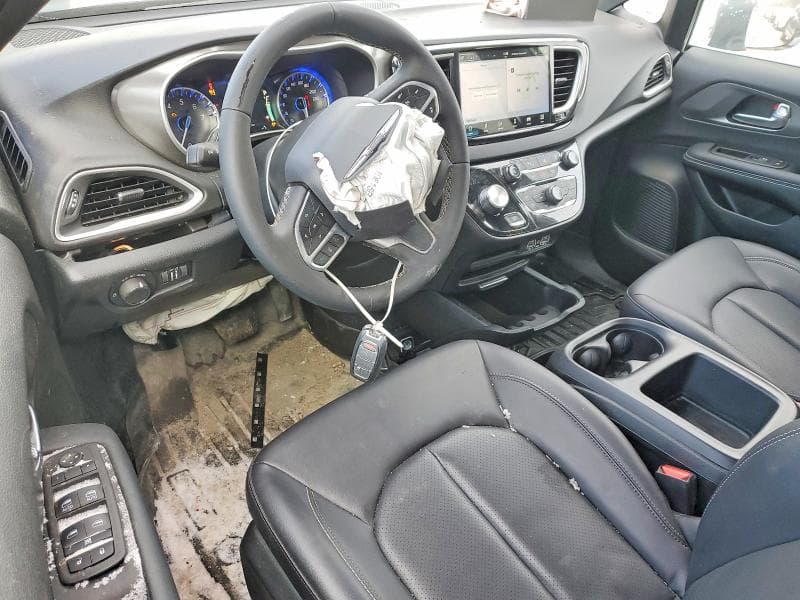 2025 CHRYSLER GRAND CARAVAN SXT 8