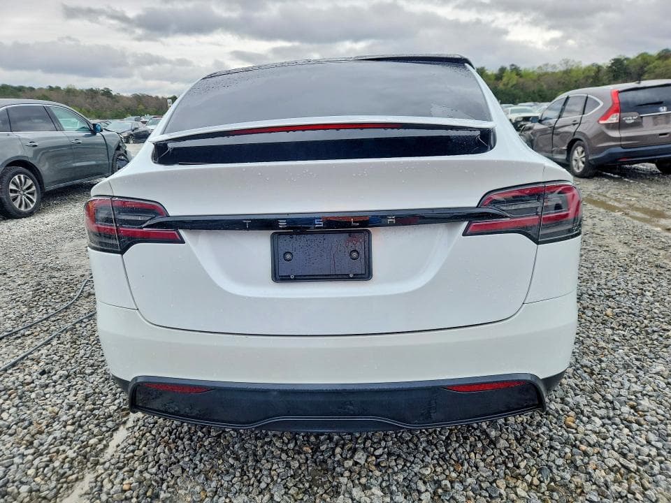 2023 TESLA MODEL X 6