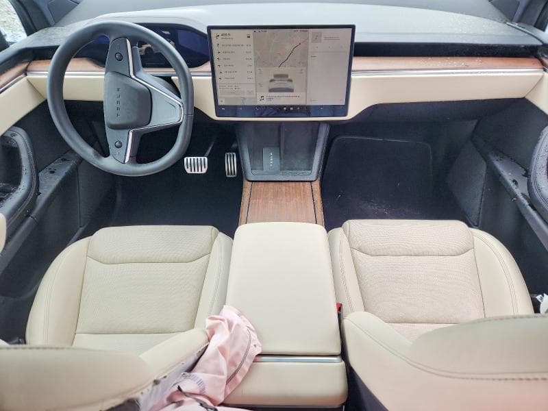2023 TESLA MODEL X 8