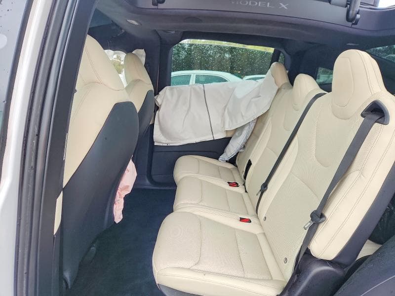 2023 TESLA MODEL X 10