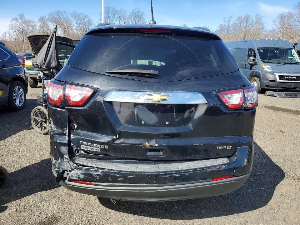 2017 CHEVROLET TRAVERSE LT LT 7