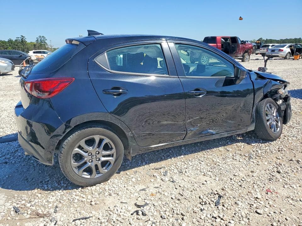 2020 TOYOTA YARIS HATCHBACK LE LE 3