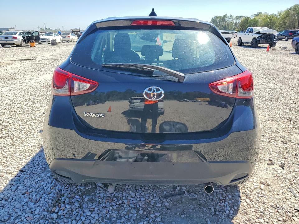 2020 TOYOTA YARIS HATCHBACK LE LE 6
