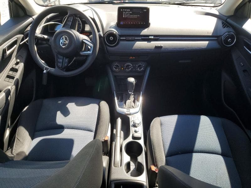 2020 TOYOTA YARIS HATCHBACK LE LE 8