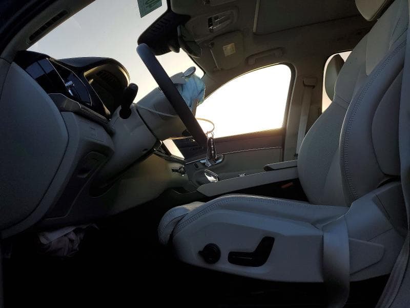 2026 VOLVO XC90 ULTRA 7