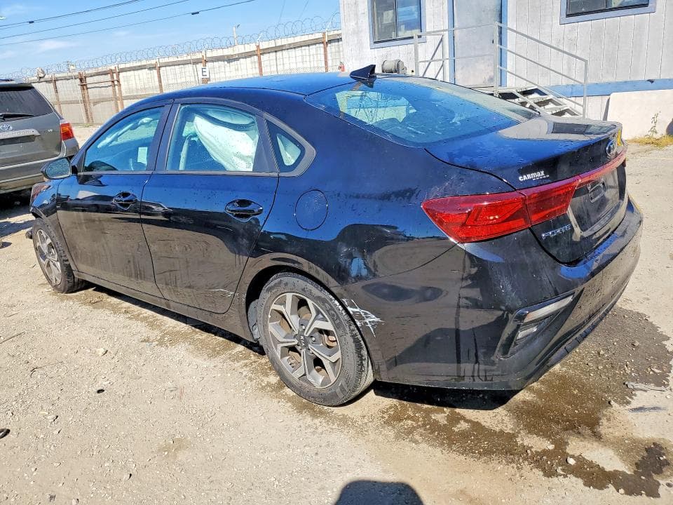2020 KIA FORTE LXS 2