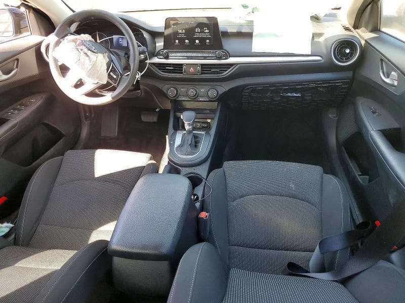 2020 KIA FORTE LXS 8