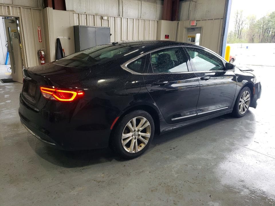 2016 CHRYSLER 200 LIMITED 3