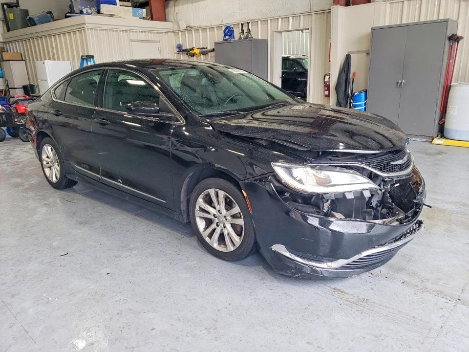 2016 CHRYSLER 200 LIMITED 4