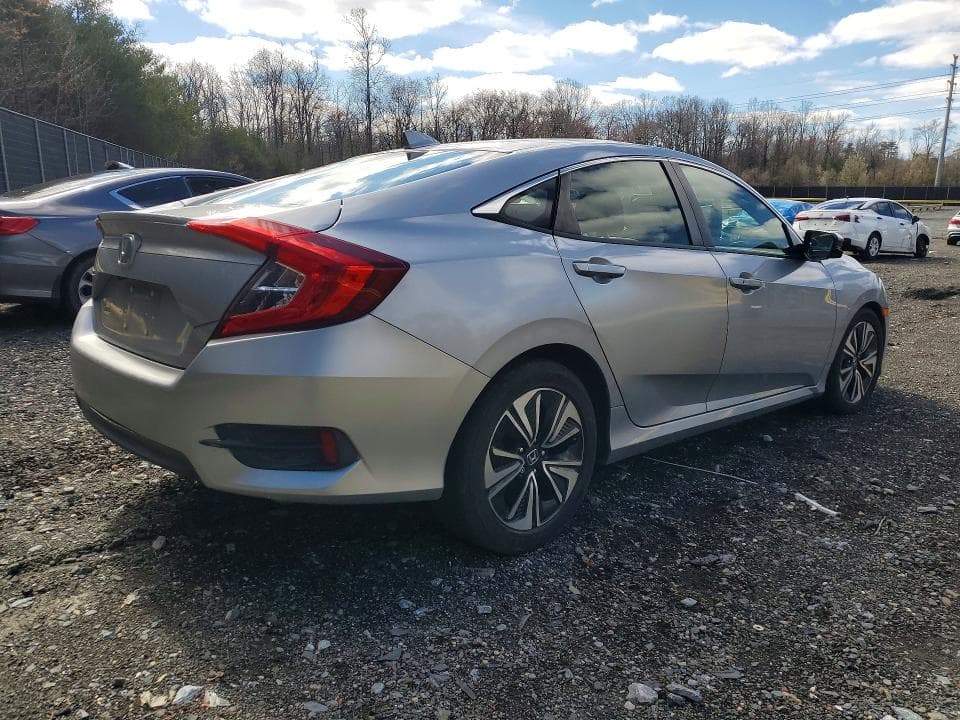 2018 HONDA CIVIC EX 3