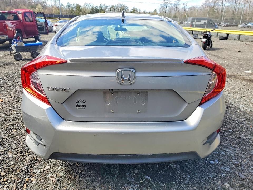2018 HONDA CIVIC EX 6