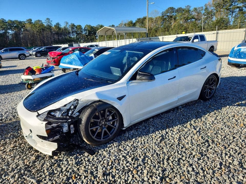 2019 TESLA MODEL 3 1