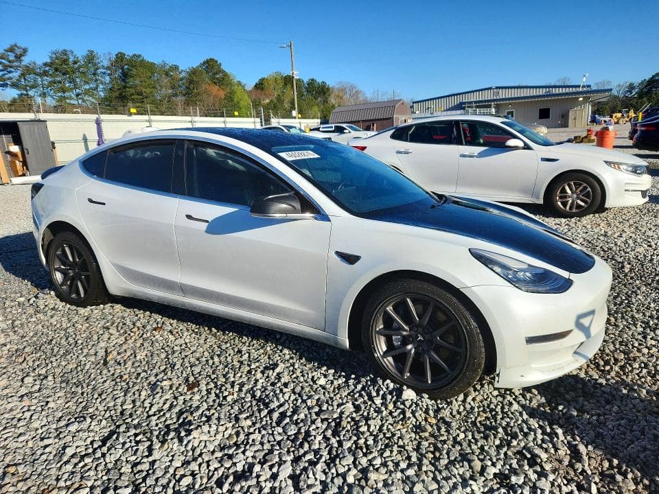 2019 TESLA MODEL 3 4