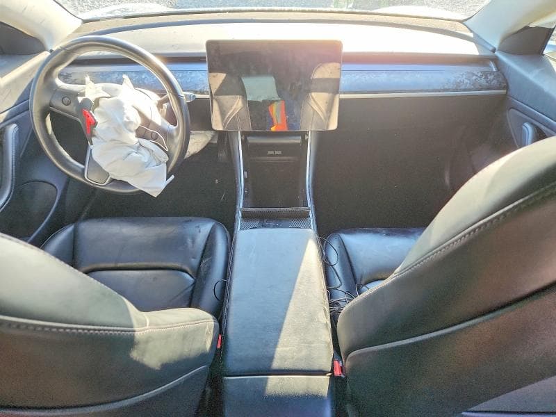 2019 TESLA MODEL 3 8