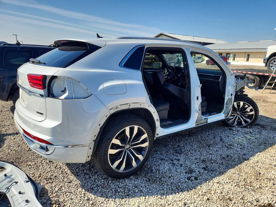 2021 VOLKSWAGEN ATLAS CROSS SPORT SEL R-LINE SEL R-LINE 3