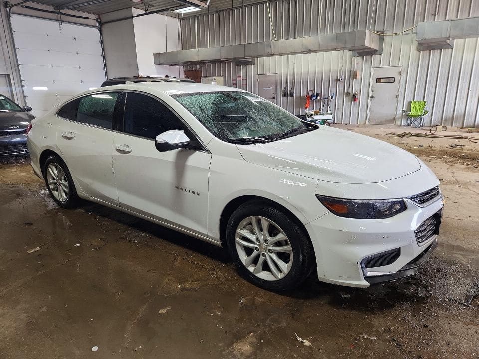 2017 CHEVROLET MALIBU LT 4