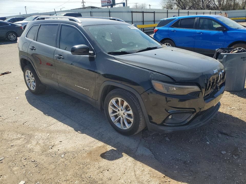 2019 JEEP CHEROKEE LATITUDE 4
