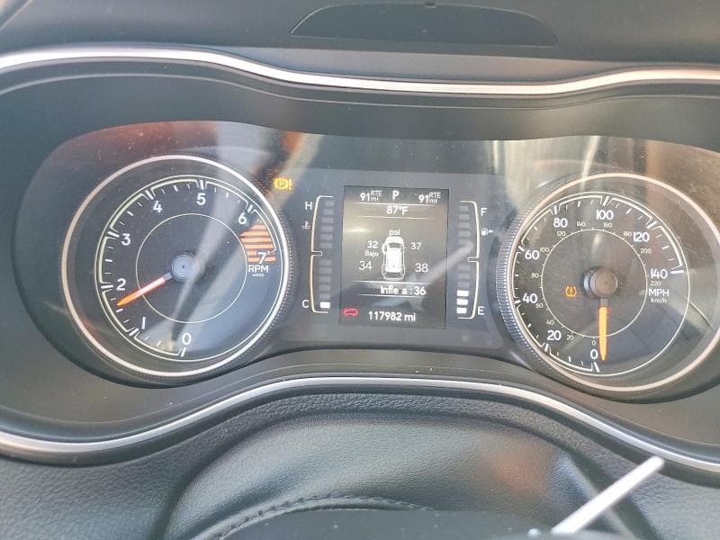 2019 JEEP CHEROKEE LATITUDE 9