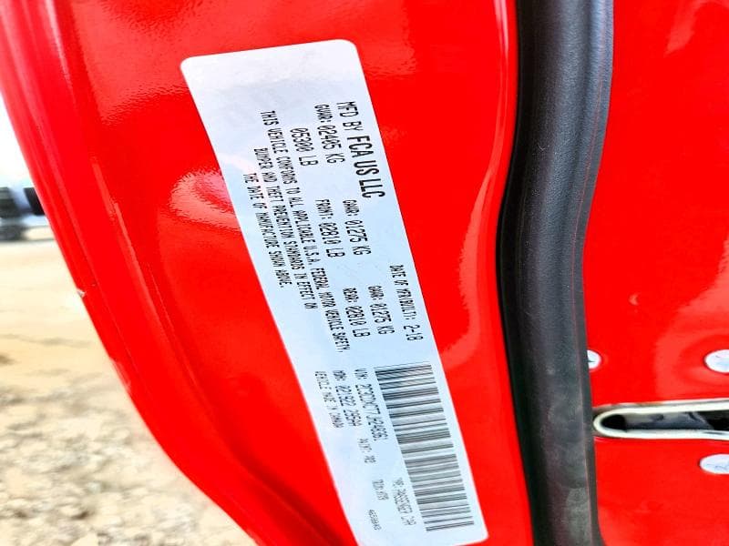 2018 DODGE CHARGER R 12