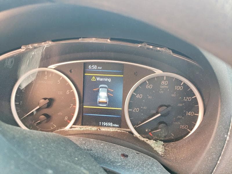 2019 NISSAN SENTRA S 9