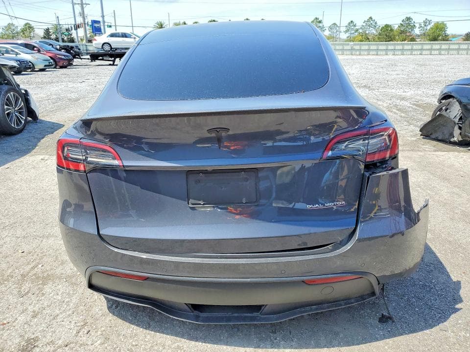 2022 TESLA MODEL Y 6