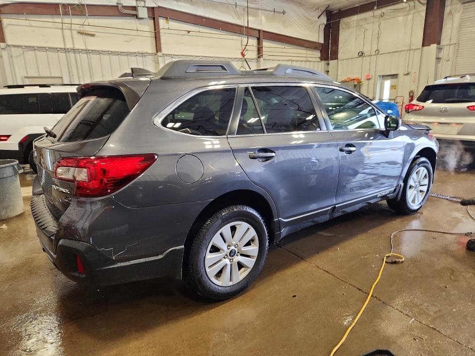 2018 SUBARU OUTBACK 2.5I PREMIUM 3