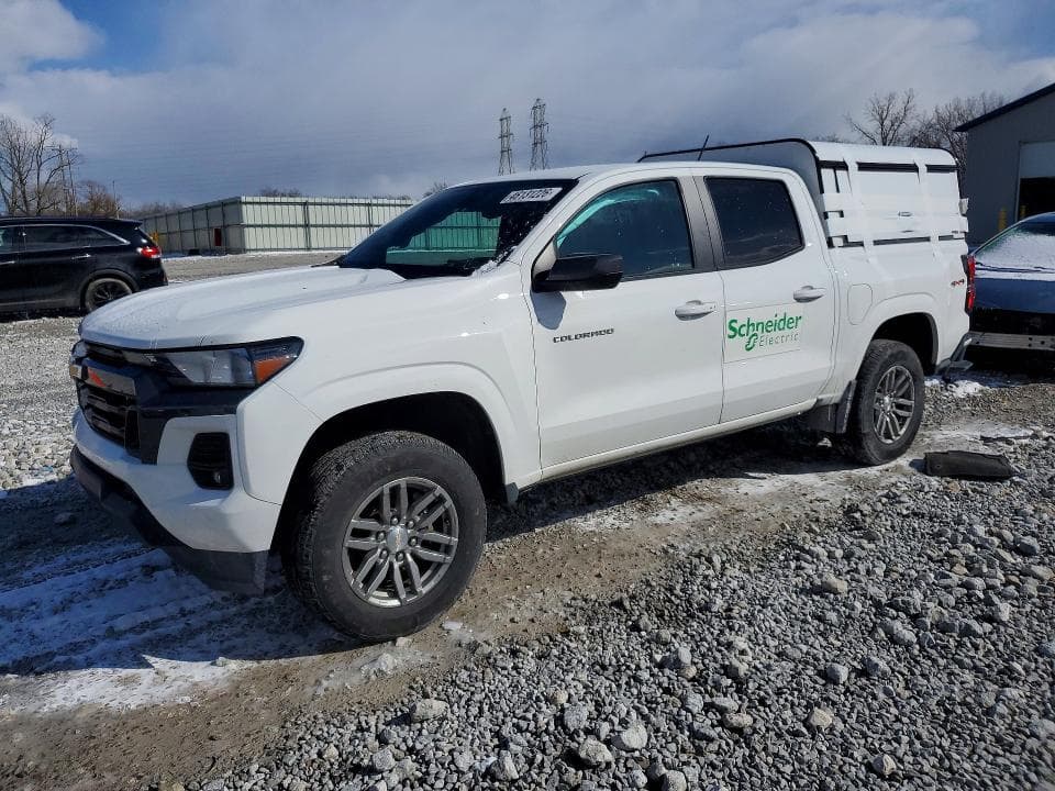 2023 CHEVROLET COLORADO LT - 1
