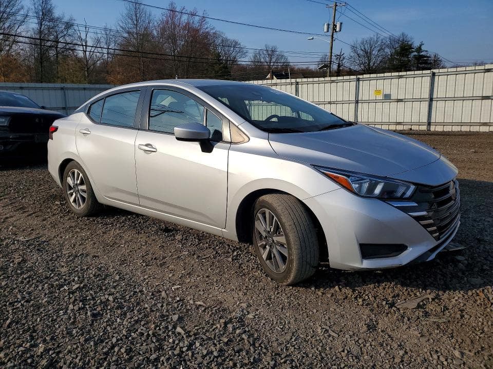 2023 NISSAN VERSA SV SV 4