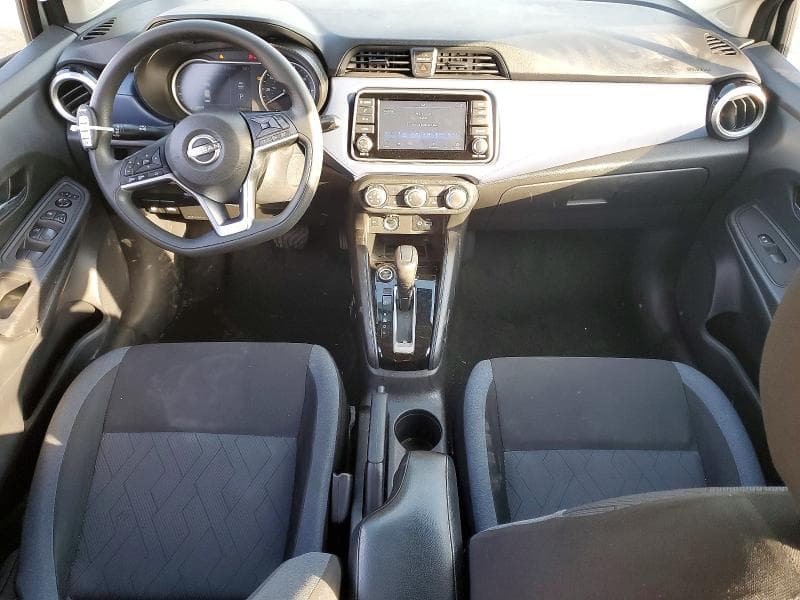 2023 NISSAN VERSA SV SV 8