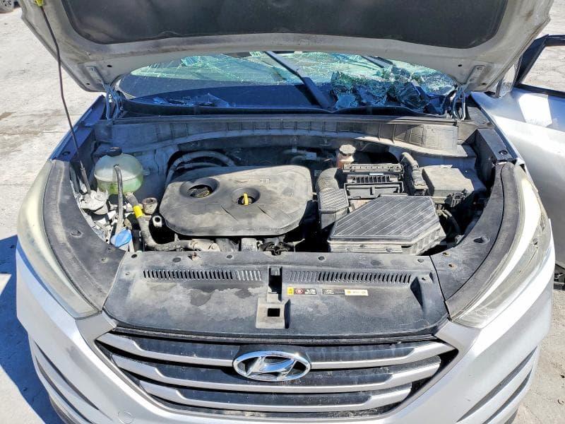 2018 HYUNDAI TUCSON SE 11