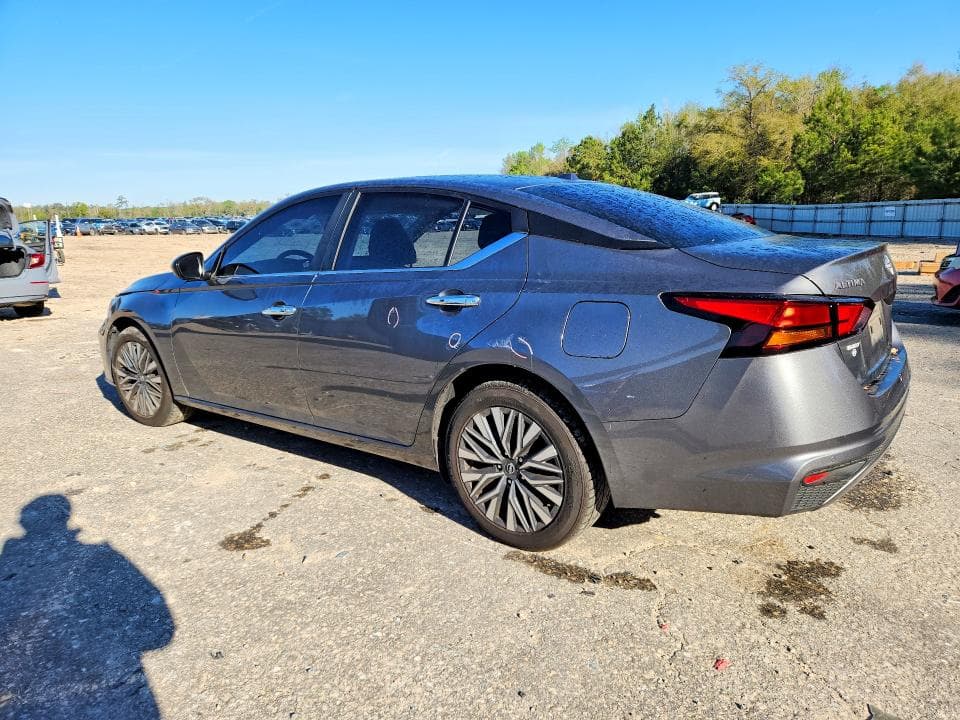 2024 NISSAN ALTIMA 2.5 SV 2