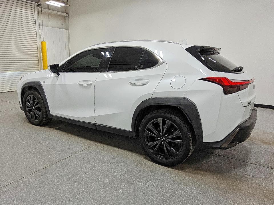 2019 LEXUS UX 200 F SPORT 2