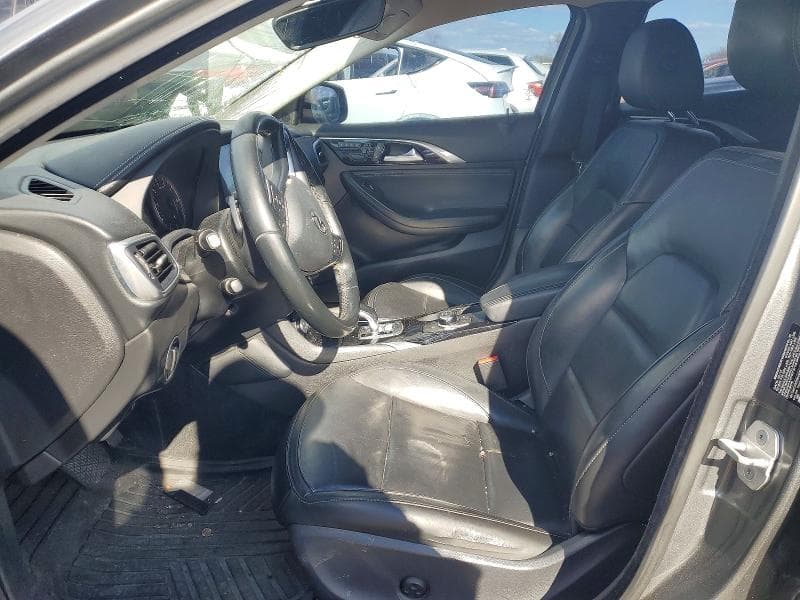 2017 INFINITI QX30 LUXURY 7