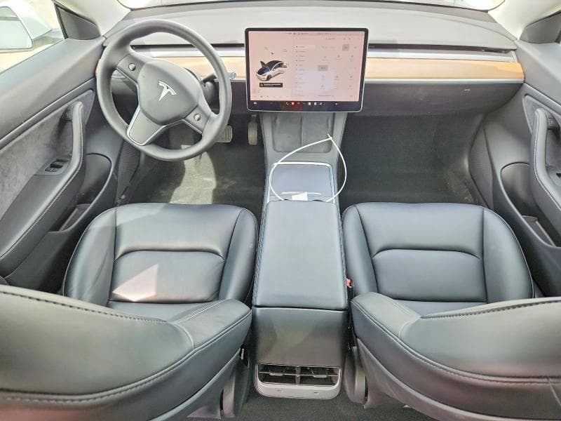 2021 TESLA MODEL 3 8