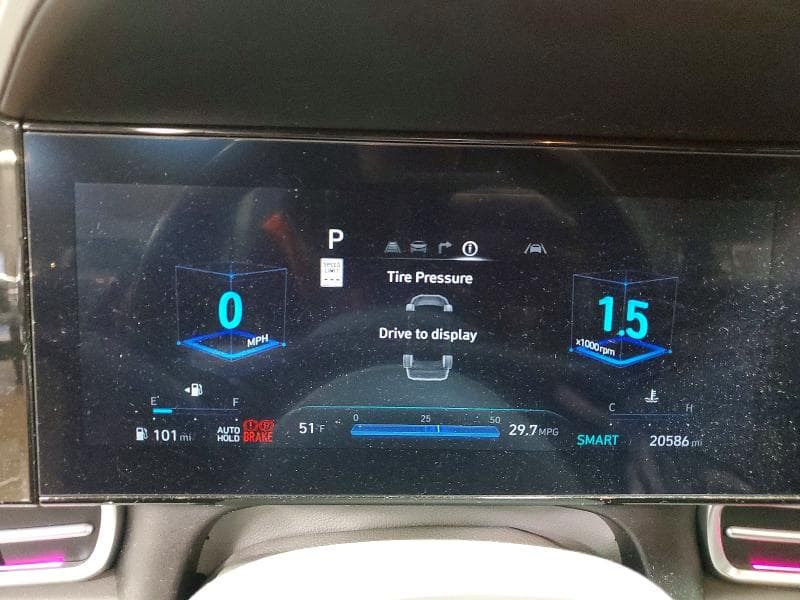 2024 HYUNDAI ELANTRA SEL SEL 9