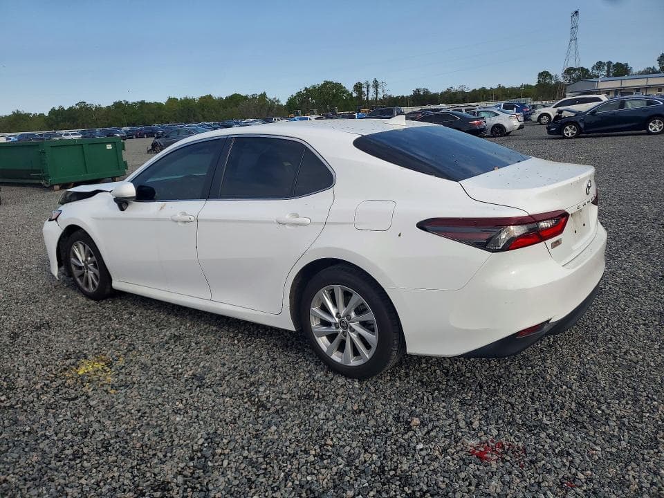 2023 TOYOTA CAMRY LE 2