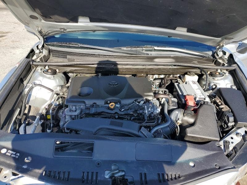 2022 TOYOTA CAMRY SE 11