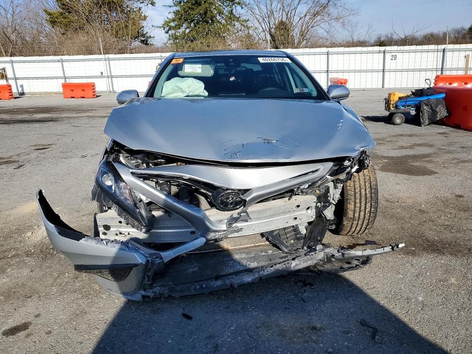 2022 TOYOTA CAMRY SE 5