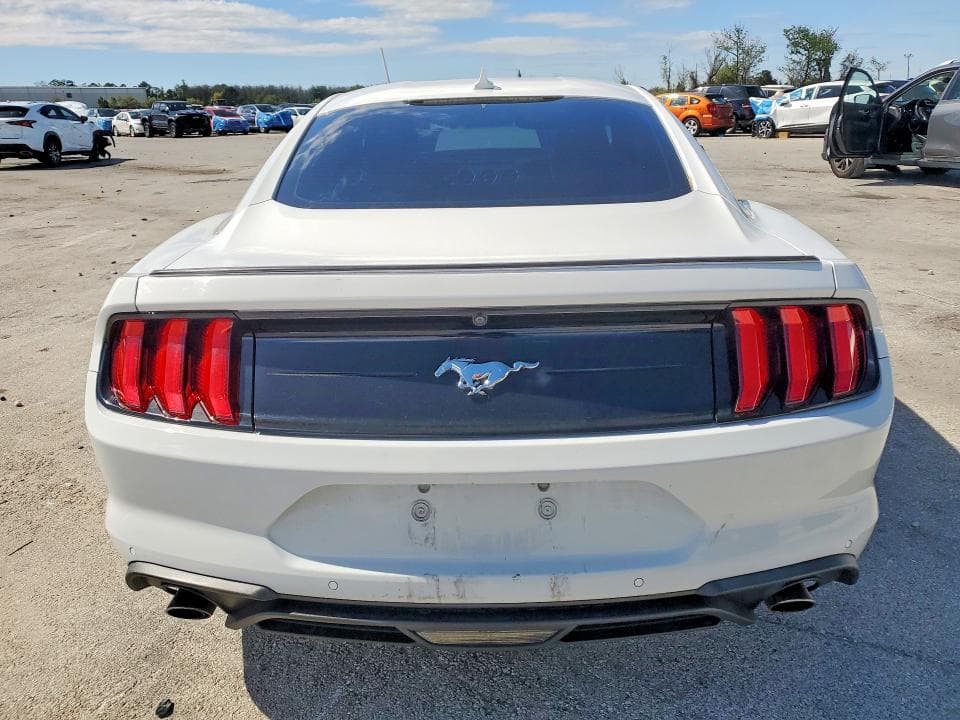 2021 FORD MUSTANG 6