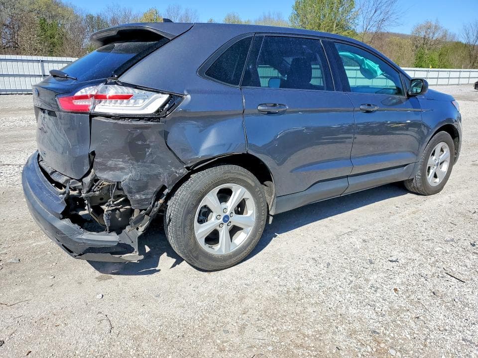 2021 FORD EDGE SE 3