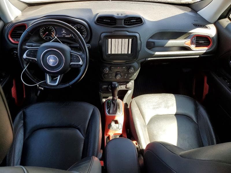 2018 JEEP RENEGADE TRAILHAWK 8