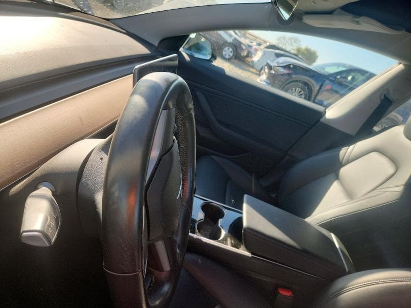 2018 TESLA MODEL 3 9