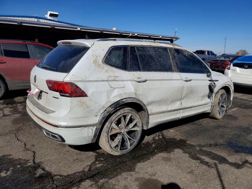 2022 VOLKSWAGEN TIGUAN SEL R-LINE SEL R-LINE 3