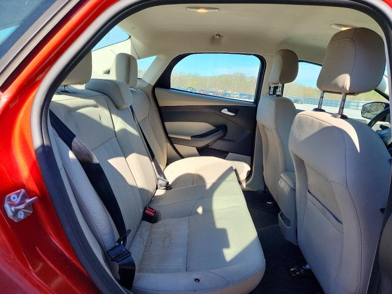 2018 FORD FOCUS SE 10